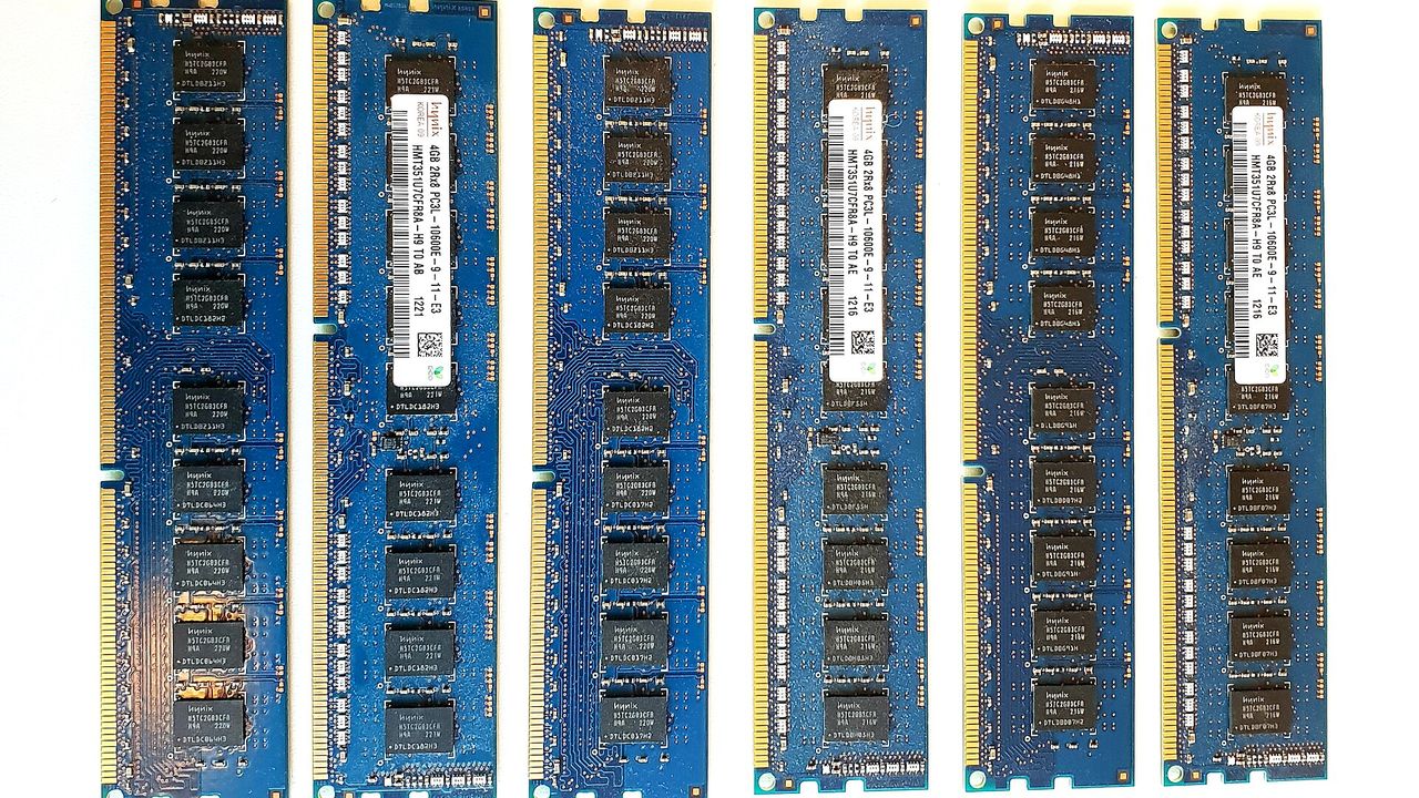 内存模组(DRAM 内存条)