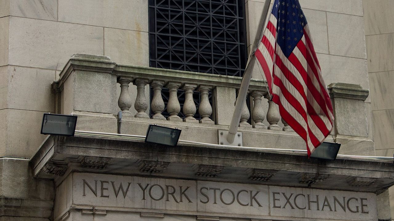 nyse（纽约证交所入口实景）