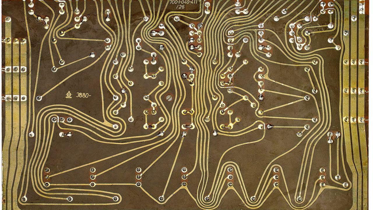 pcb（印刷電路板背面實景特寫）