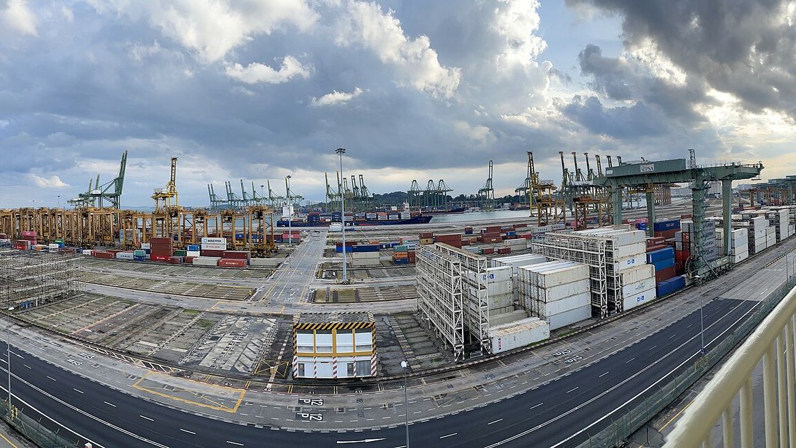 port（貨櫃港口全景實景）