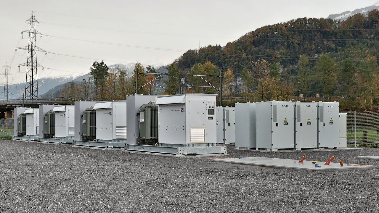 power（大型電力儲能設施實景）